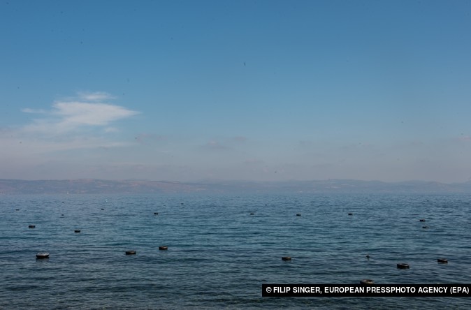 aktualita_serie_1095_filip_singer_ostrov_nadeje-lesbos_2015_001-1476638788