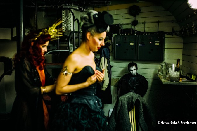 umeni_serie_1443_jan_sakar_prague_burlesque_008-1476690668