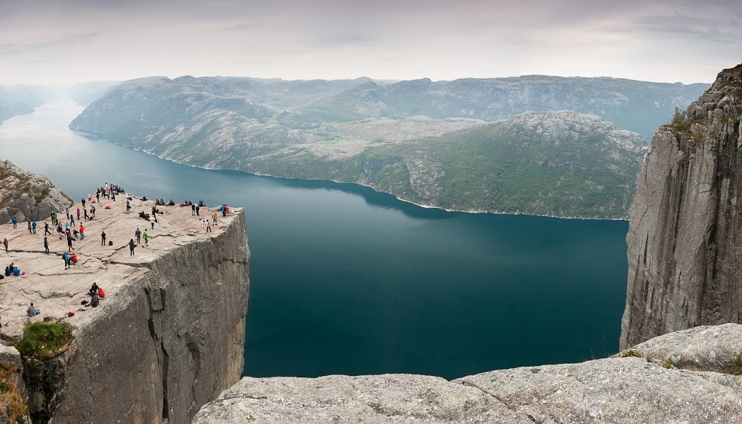 3 způsoby, jak odstranit turisty z fotografií