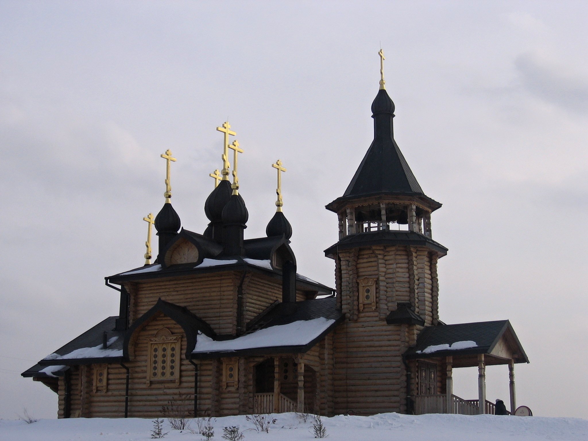Dřevěný kostelík, pravoslavná oblast Verkhoturye a Merkushino. Canon Powershot A 510, 1/1000s, F4,5.jpg