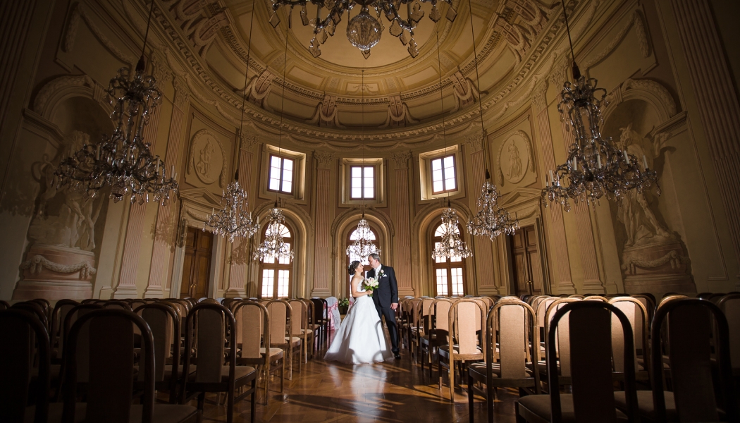 Focení svatby na zámku a v kostele: podívejte se, jak si s ním poradit