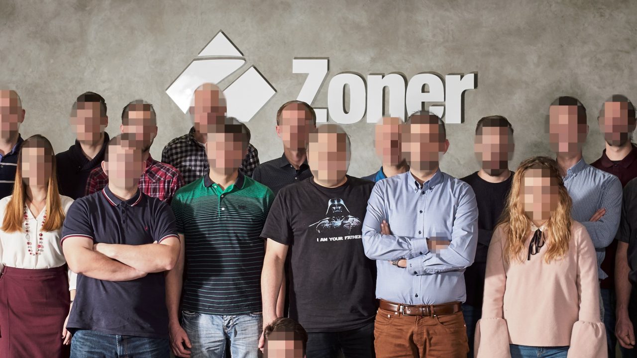 Jak zakrýt SPZ na fotce?
