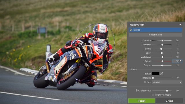 Jak upravit fotky z motocyklových závodů: úprava pomocí kruhového filtru.