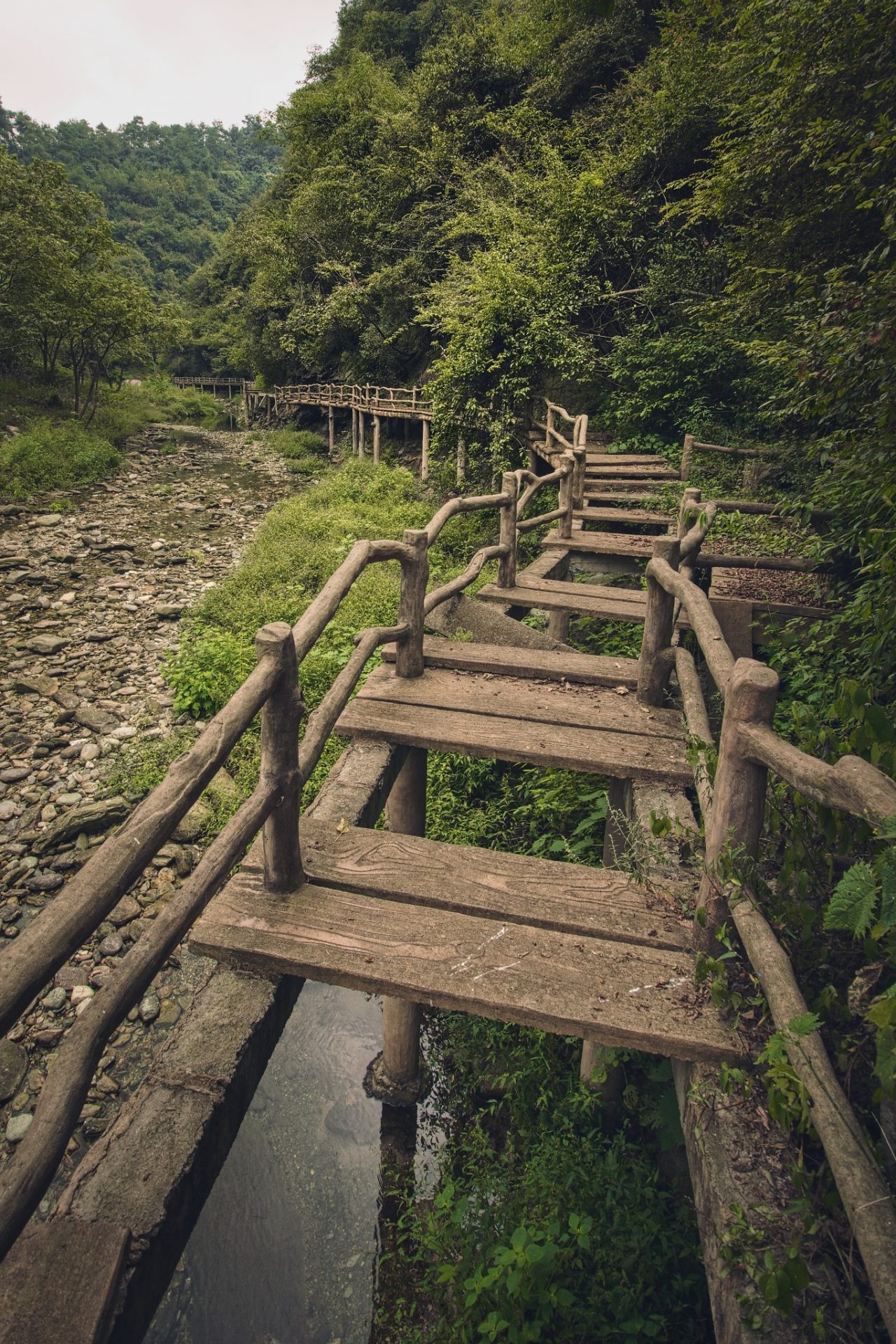 Čína, Wudang,