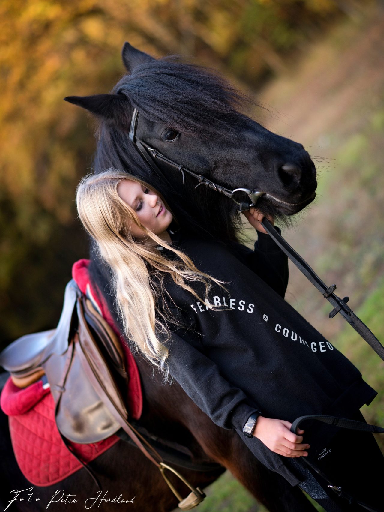 Jak najít vlastní fotografický styl, slečna s koněm, Vendulka a Šárka