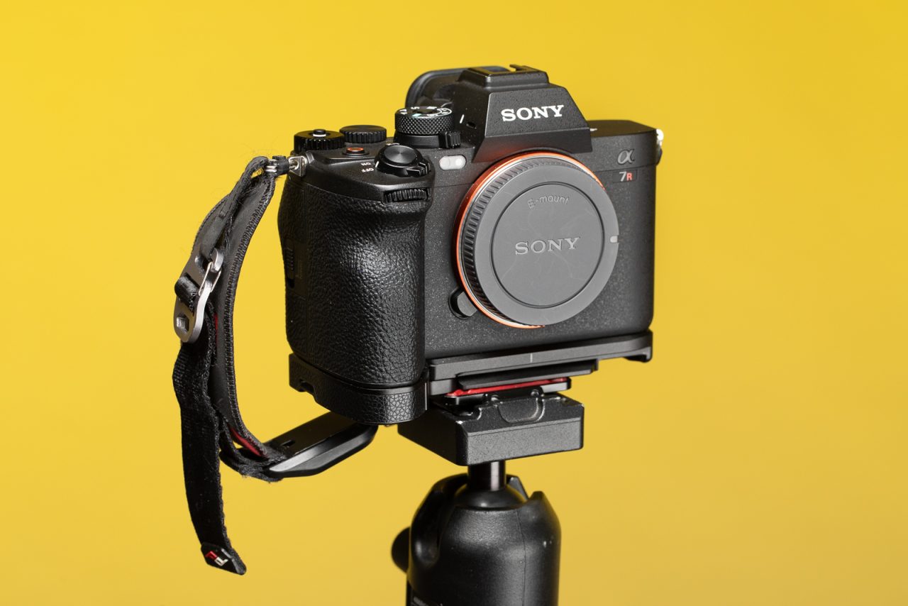 Canon R5 vs. Sony A7R V