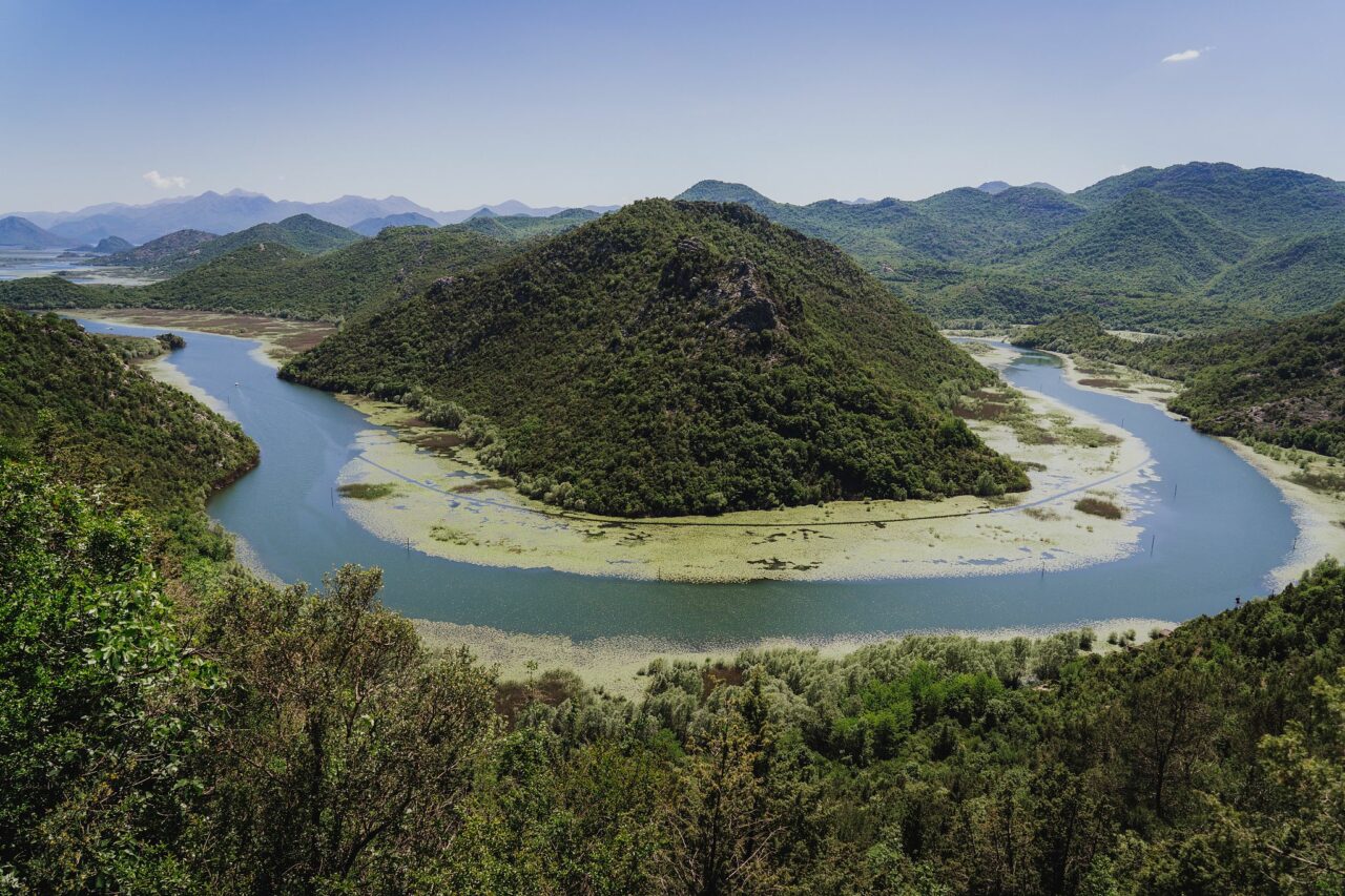 Kam se vydat fotit v květnu – Skadarské jezero
